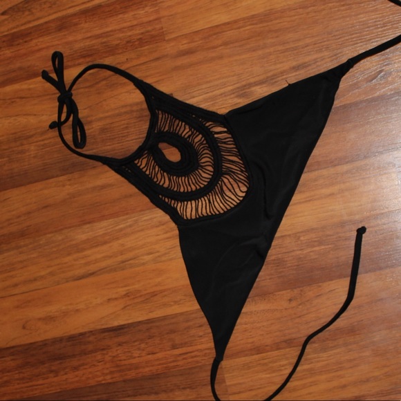 Crotchet swim halter top - Picture 3 of 3